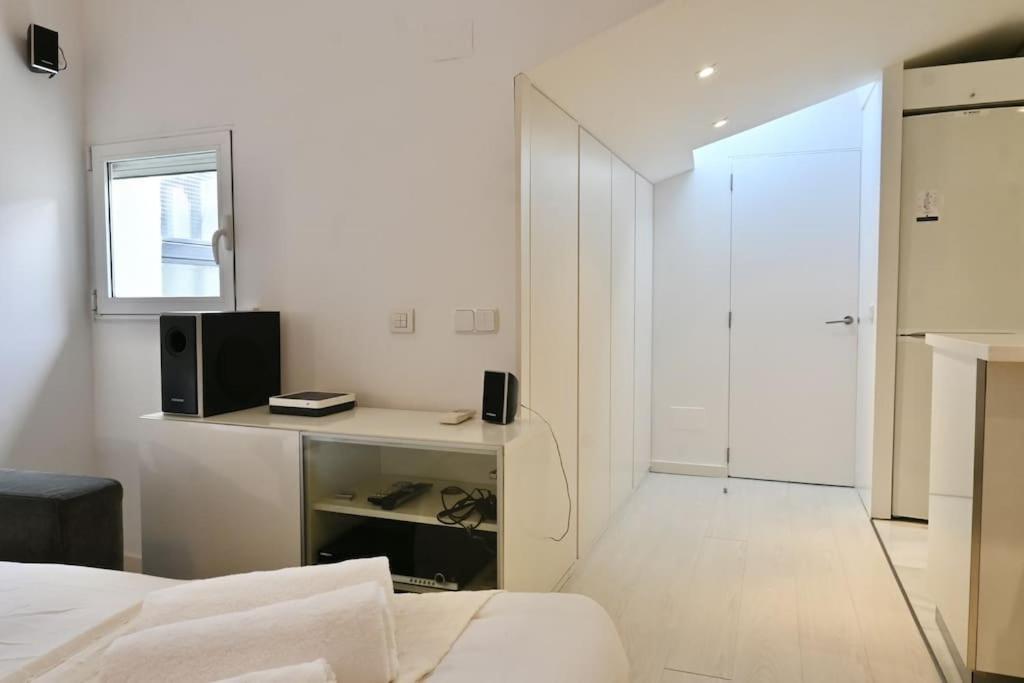 For You Rentals Apartamento Temporal Con Encanto A Pocos Metros Del Sol Myr13 Madrid Extérieur photo